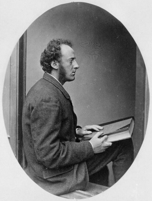 Sir John E. Millais Льюис Кэрролл